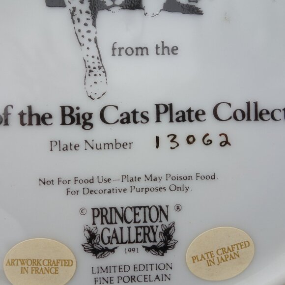Princeton Gallery Cubs of the Big Cats Plate Collection Snow Leopard Cub by Qua - Picture 7 of 11